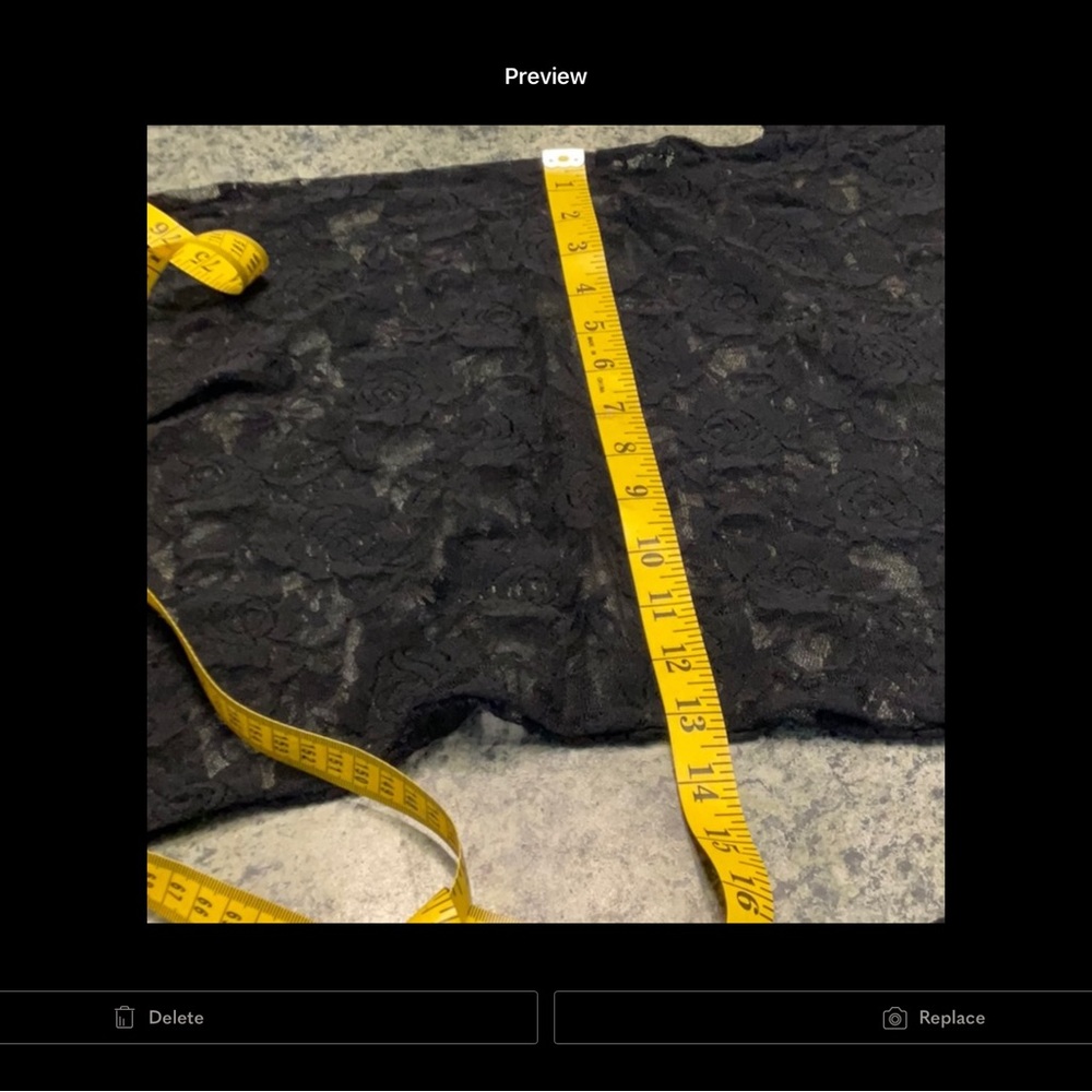 Black Sheer Lace Long-Sleeve Top - Picture 3 of 5